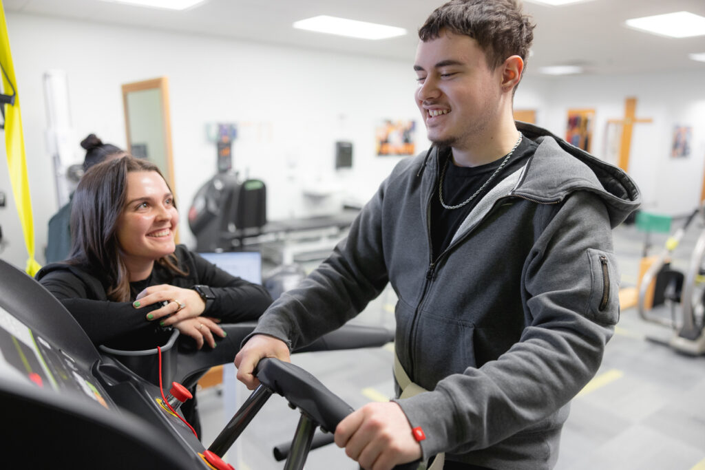 Outpatient Miguel with Mary free bed physical therapist