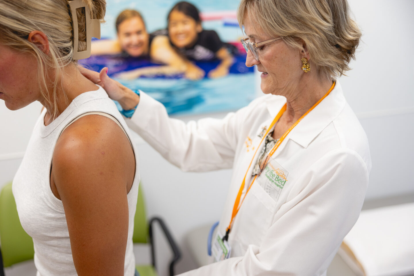 Dr. Holwerda examining patient