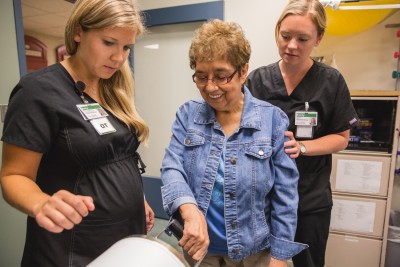 New program offers in-depth rehab services in outpatient setting 33 Day Rehab Program Mary Free Bed Launch 2015 e1442342398684