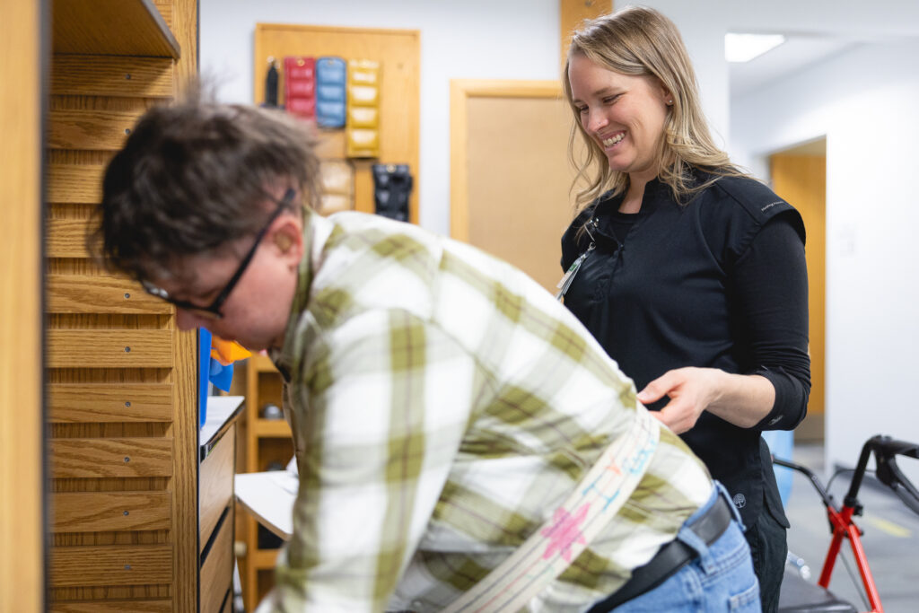 Mary Free Bed Holland patient completing physical therapy exercises
